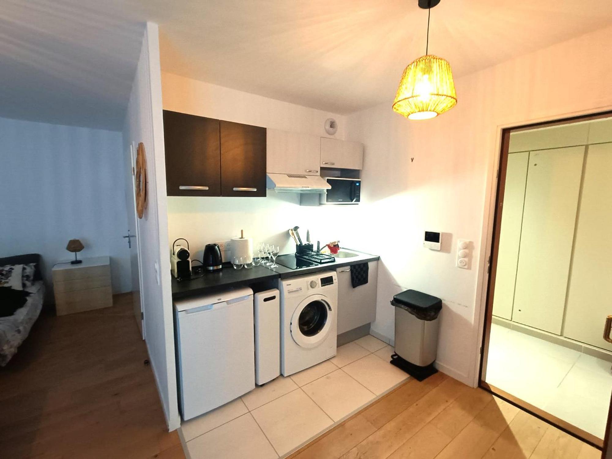 Apartment - Paris 5 Min De - Proche Gare